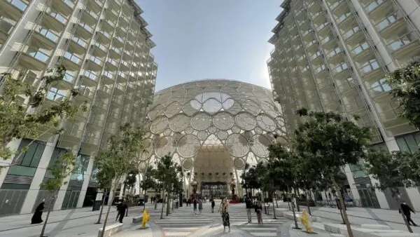 Šestka, all around the world