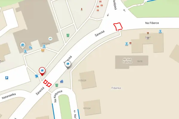 Osadit zpomalovací prahy před zastávku U Matěje